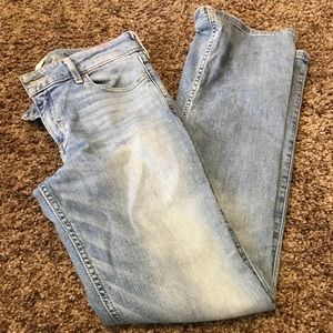 HOLLISTER light wash bootcut jeans